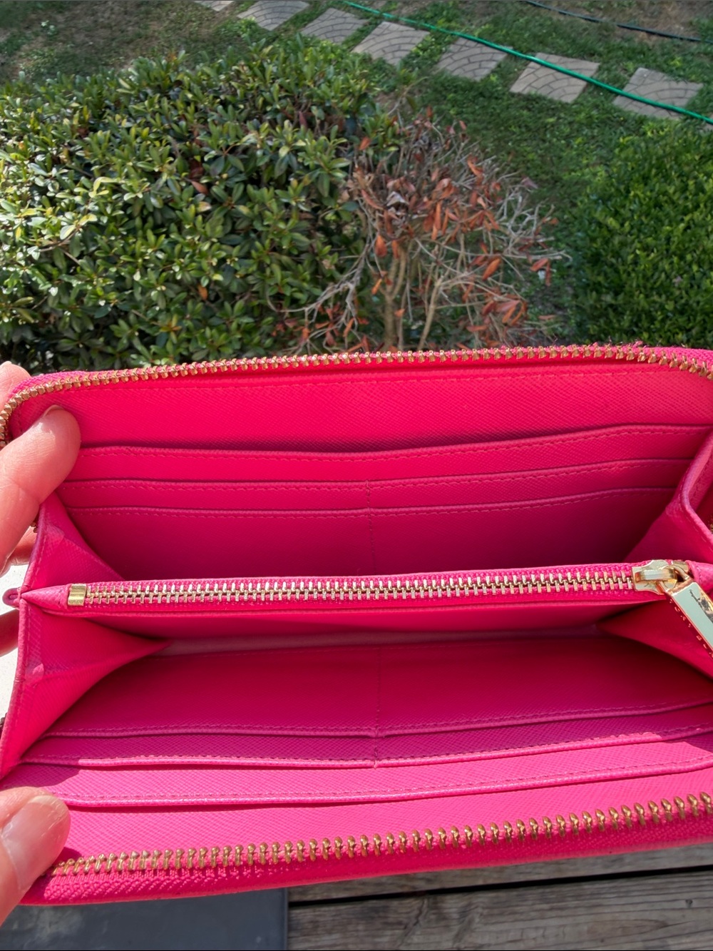 Tory Burch Hot Pink Saffiano Leather Wallet with Gold Logo. GUC - Picture 13 of 16